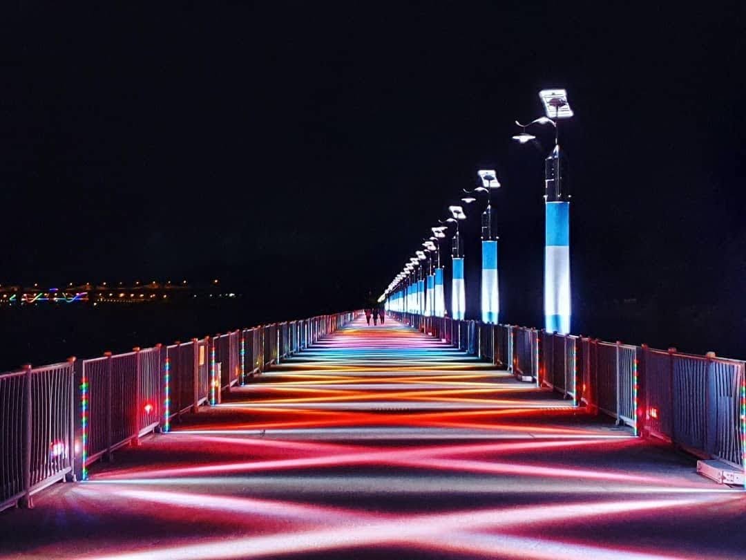 Tangeum-Lake’s-Rainbow-Bridge-in-Chungju