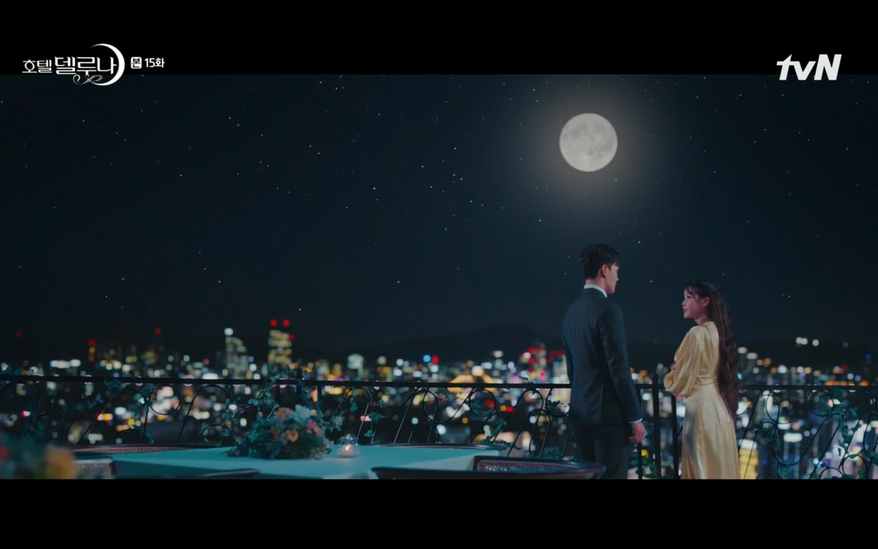 hotel del luna rooftop